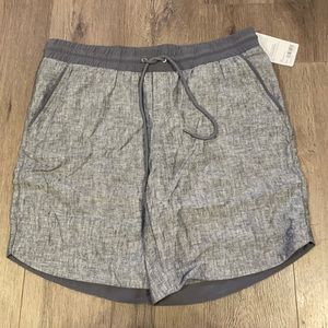 Athleta shorts size 14 NWT